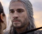 The Witcher 4: addio Henry Cavill, ecco finalmente il look del nuovo Geralt in una foto dal set