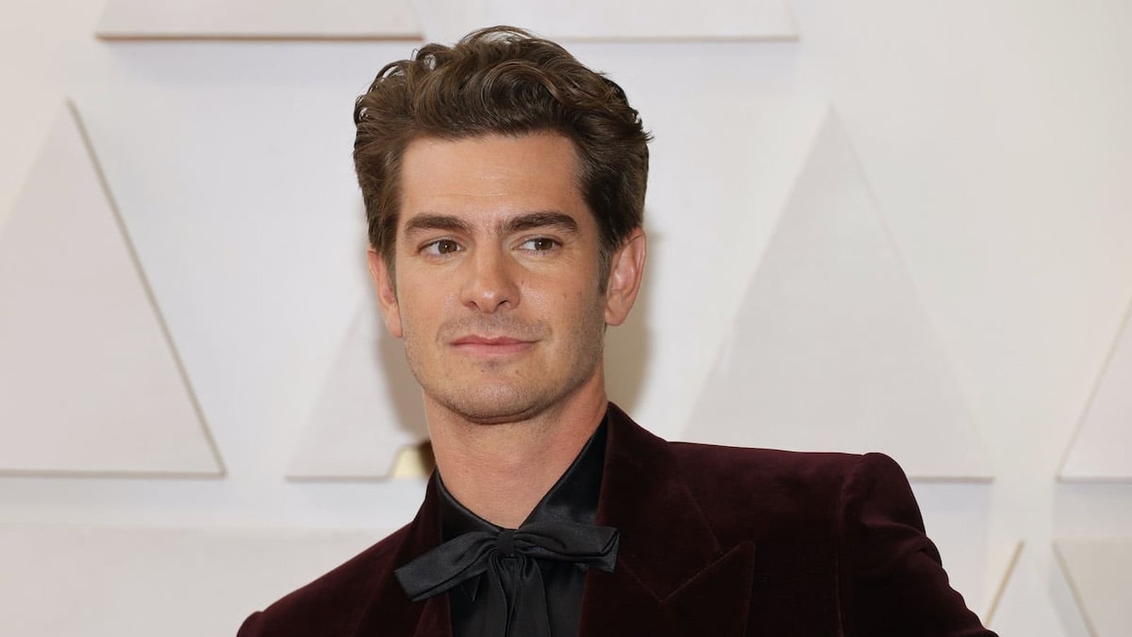 Andrew Garfield: Luca Guadagnino o escolheu para estrelar ao lado de Julia Roberts no thriller After the Hunt