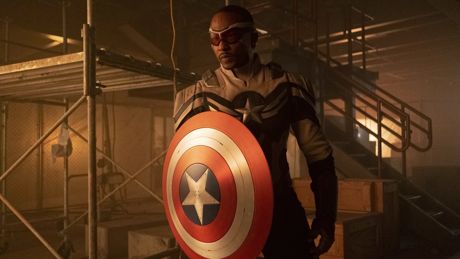 Marvel vuole scoprire l'identità di chi ha condiviso una foto in anteprima di Captain America 4 sui social