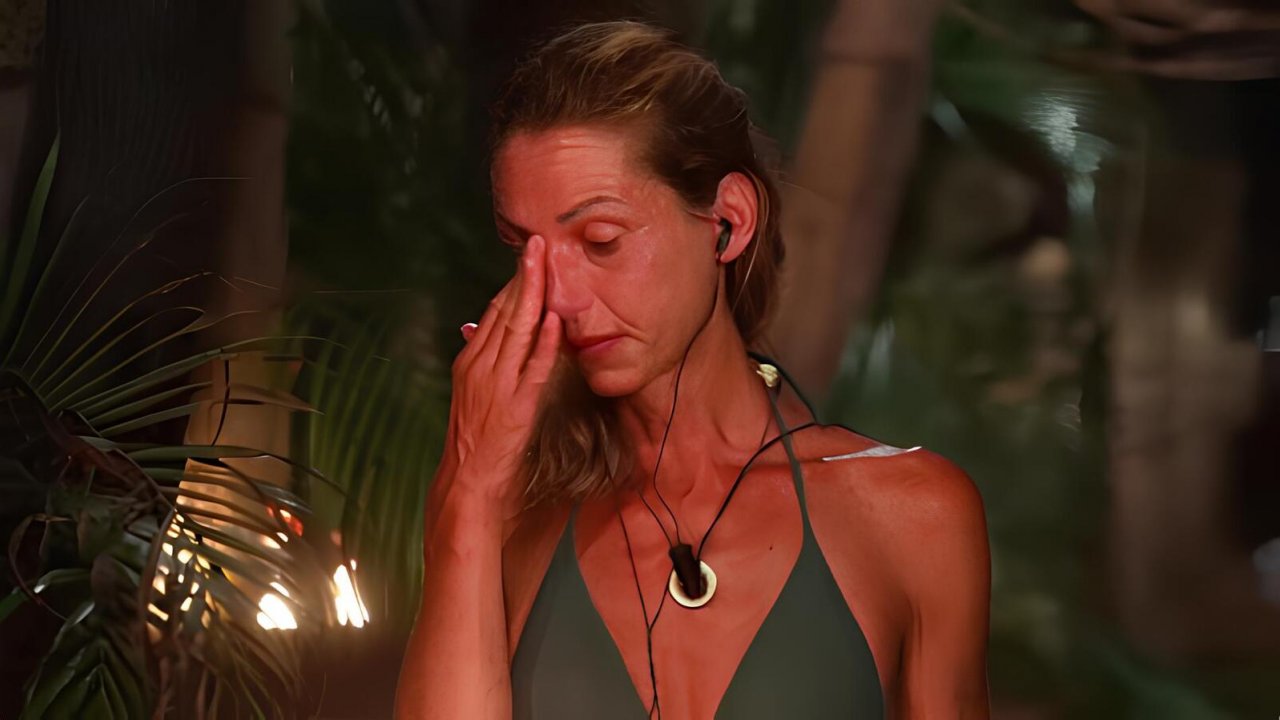 Isola dei Famosi, pagelle ottava puntata: Valentina Vezzali vittima sacrificale (2), Bastianich fuori (6)