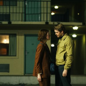Kinds of Kindness: Emma Stone e Joe Alwyn si confrontano fuori da un motel