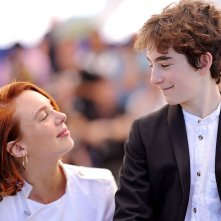 Dog on Trial: Laetitia Dosch e Tom Fiszelson durante il photocall della 77ª edizione del Festival di Cannes