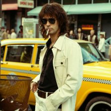 Limonov: The Ballad, Ben Whishaw in una foto