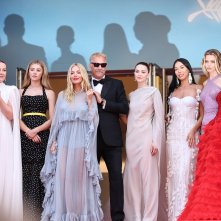 Horizon: An American Saga - Chapter 1, Kevin Costner, Sienna Miller e il resto del cast a Cannes 2024