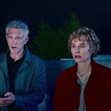 The Shrouds: Vincent Cassel e Diane Kruger in una sequenza