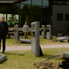 The Shrouds: Vincent Cassel in una scena