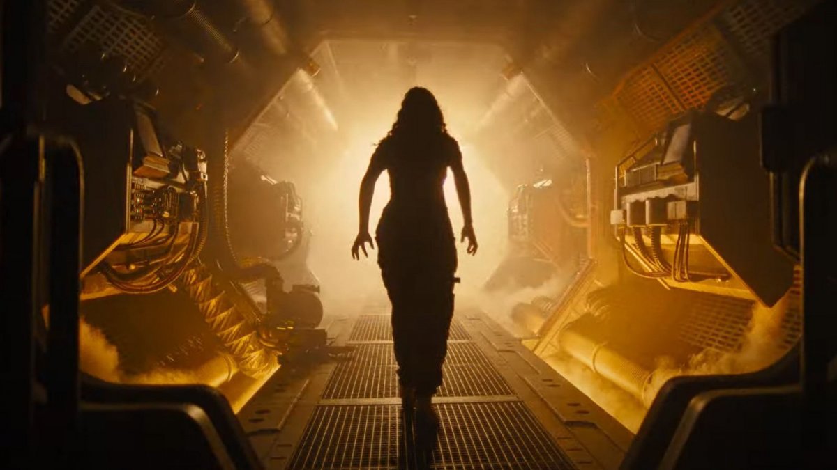 Alien: Romulus, Cailee Spaeny a caccia di Xenomorfi in una nuova foto ...