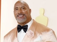 Dwayne Johnson vuole l'Oscar: irriconoscibile nella prima foto di The Smashing Machine