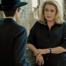 Marcello mio: Catherine Deneuve in una scena del film