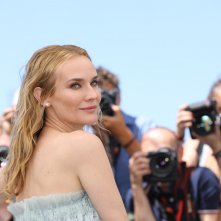 The Shrouds: Diane Krueger durante il photocall della 77ª edizione del Festival di Cannes
