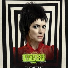 Beetlejuice Beetlejuice: il poster di Winona Ryder nel ruolo di Lydia