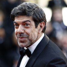 Il Conte di Montecristo: Pierfrancesco Favino in una foto dal red carpet della 77ª edizione del Festival di Cannes