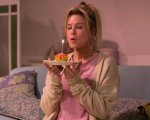 Bridget Jones 4: Renee Zellweger con il toyboy e l'arrivo di Isla Fisher nelle foto dal set