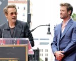 Robert Downey Jr. prende in giro Chris Hemsworth svelando come lo descrivono gli altri Avengers