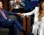 Zendaya sostiene Tom Holland nella serata del debutto dello spettacolo teatrale Romeo & Giulietta
