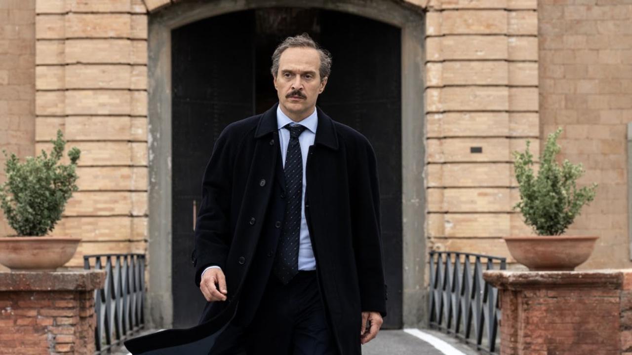 Claudio Santamari è Nicola Calipari