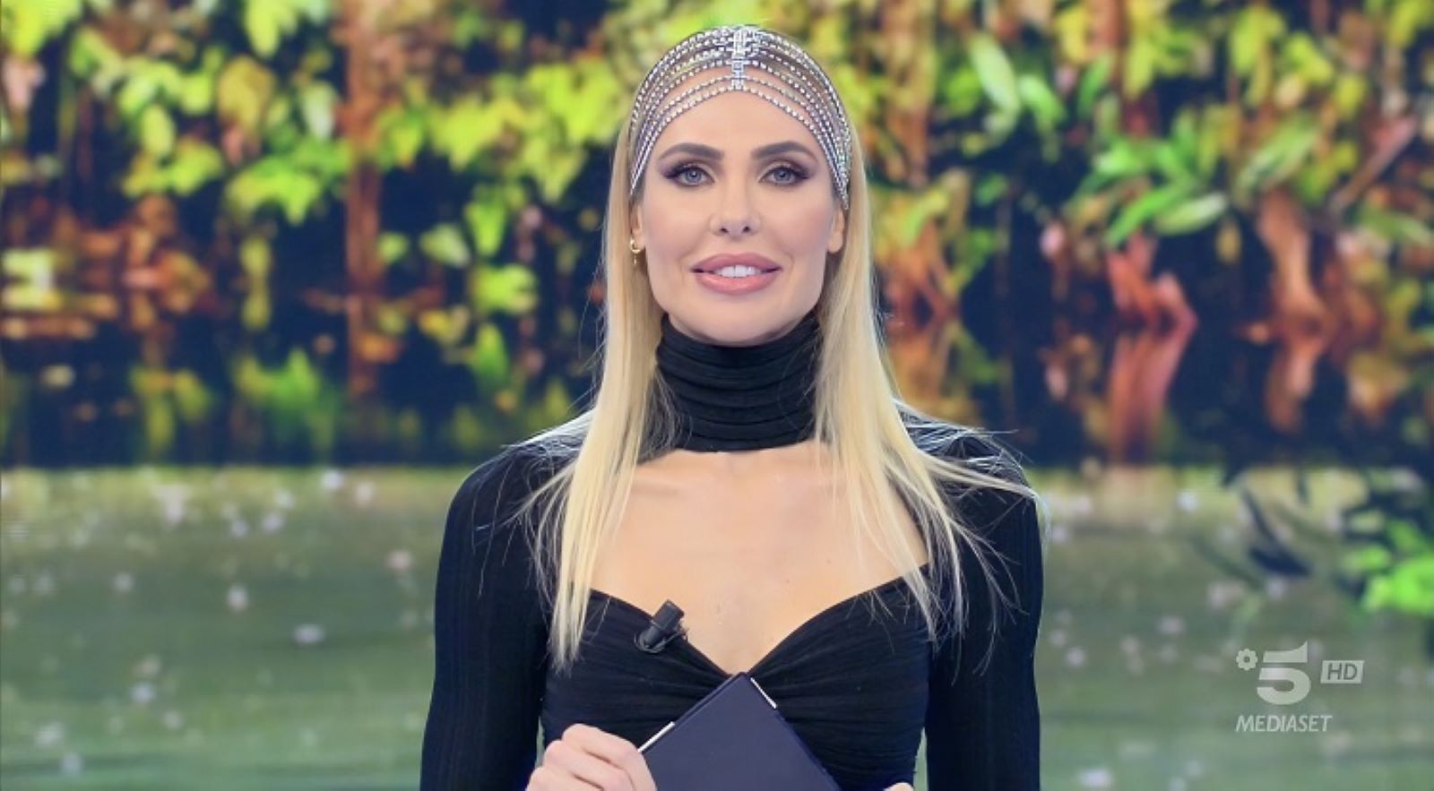 Ilary Blasi durante l'Isola dei Famosi 16