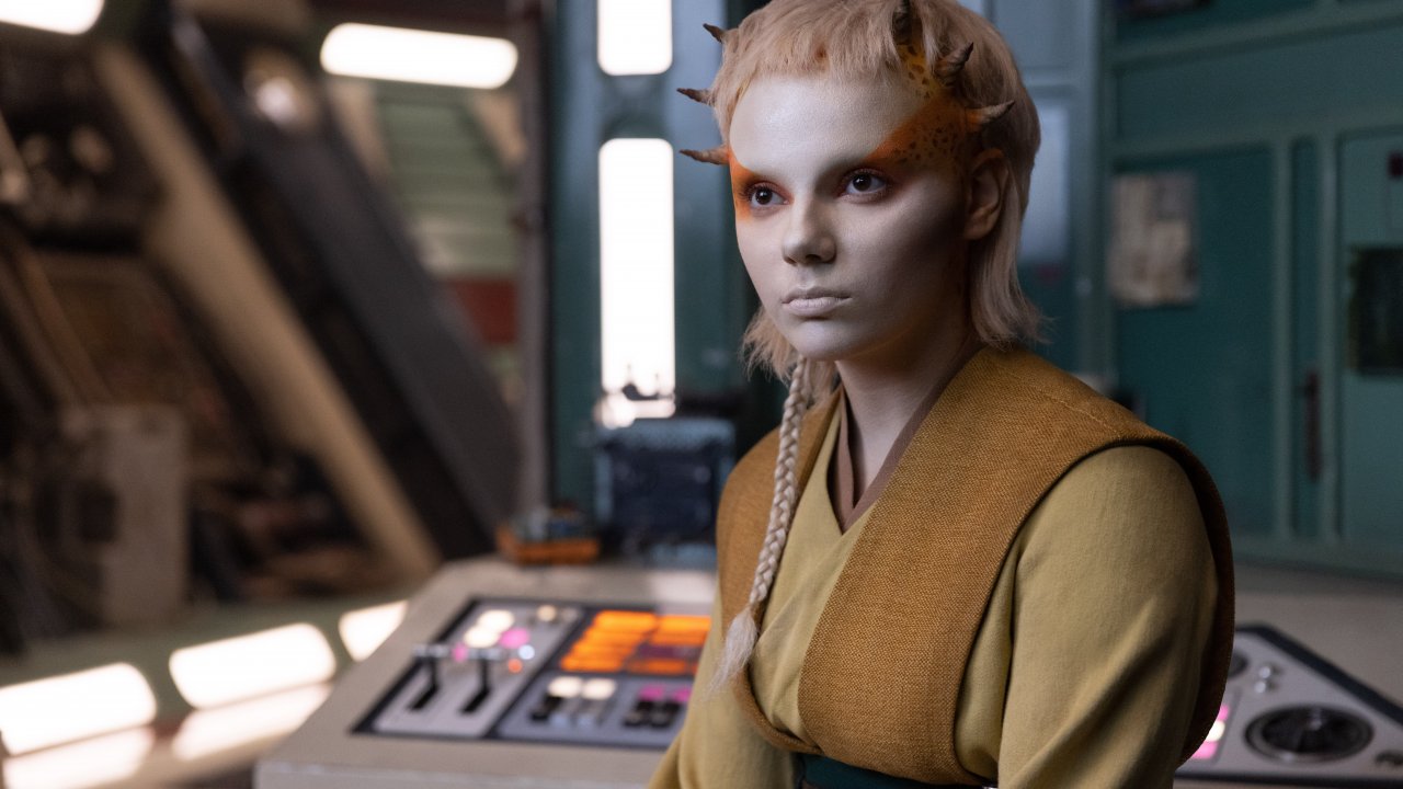Dafne Keen in una scena di Star Wars The Acolyte