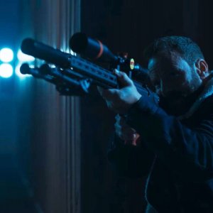 Sniper: Missione non autorizzata - Ryan Robbins in una scena del film
