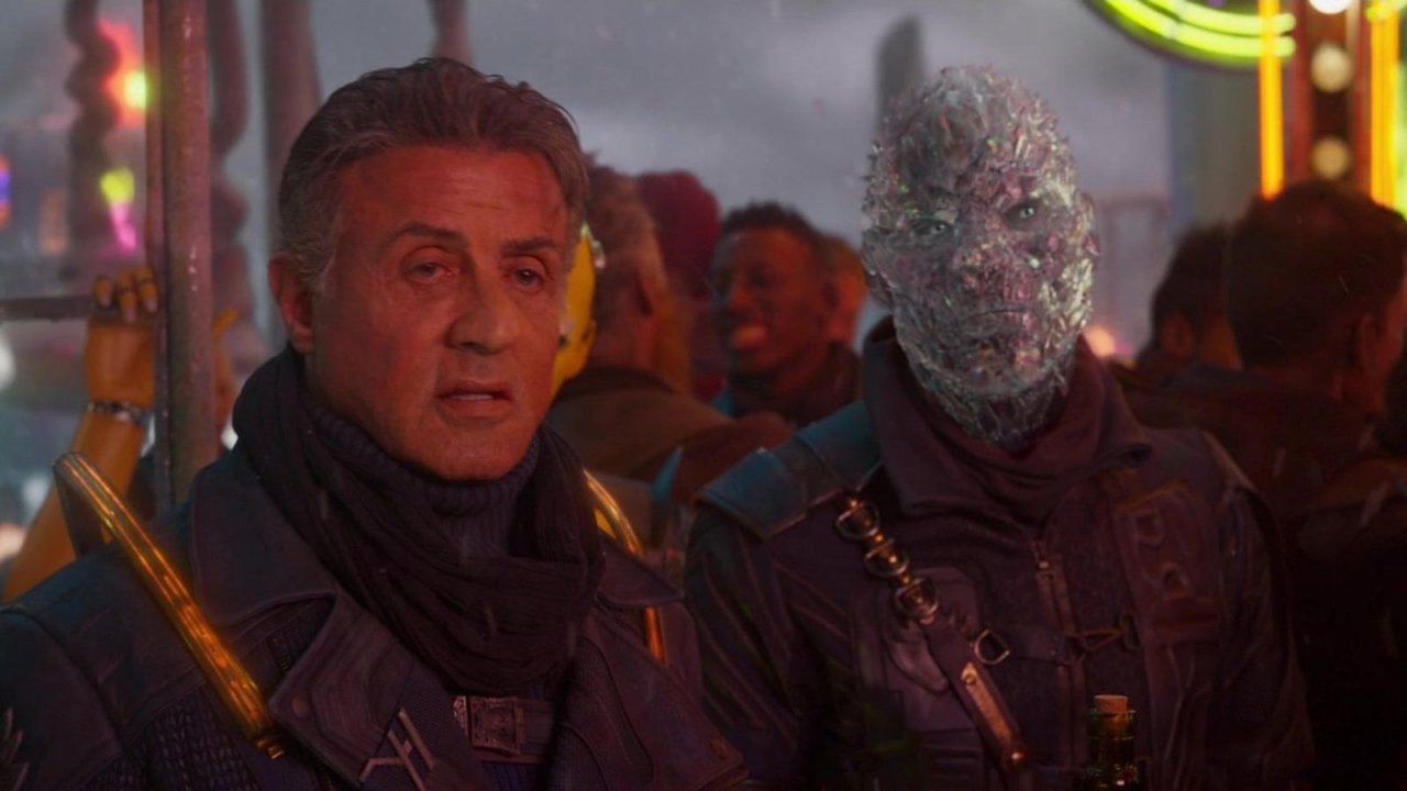 Sylvester Stallone e Michael Rosenbaum in Guardiani della Galassia Vol. 2