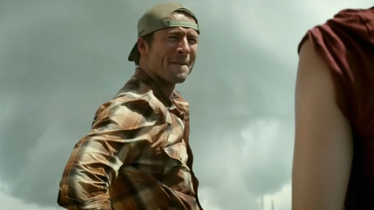 Un'immagine di Glen Powell in Twisters