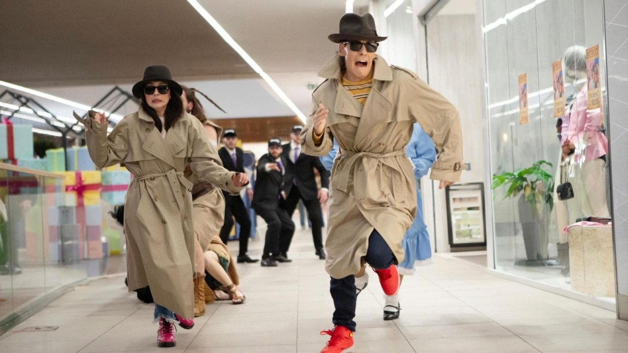 Me Contro Te in fuga in una scena di Me Contro Te Il Film – Operazione Spie