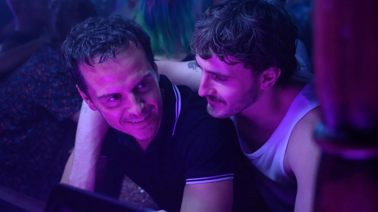 Andrew Scott e Paul Mescal in Estranei