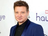 Jeremy Renner: la sua presenza in Knives Out 3 sarà ancora più 'piccante' del suo cameo in Glass Onion