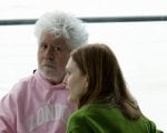 The Room Next Door: il prossimo film di Pedro Almodóvar arriverà in Italia grazie a Warner Bros