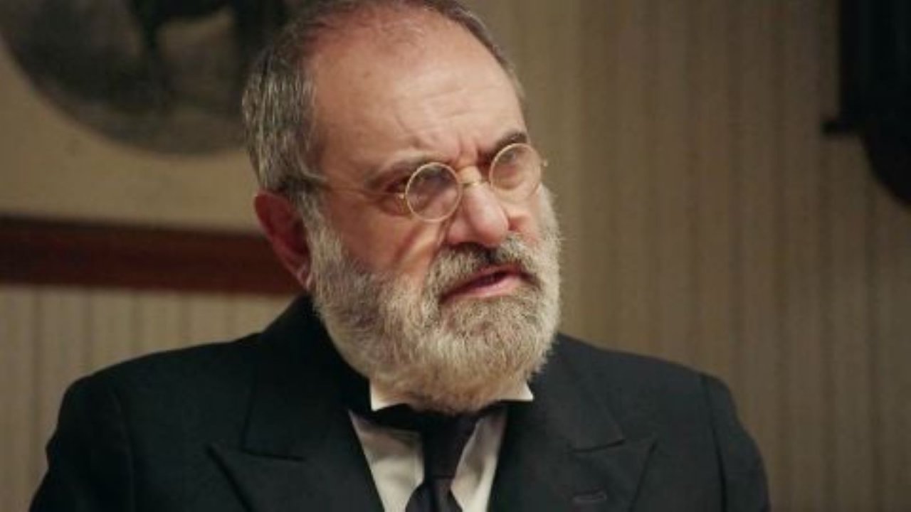 Romulo in una scena della soap