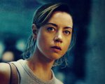 I crimini di Emily, la recensione: Aubrey Plaza in un teso e amaro crime-thriller