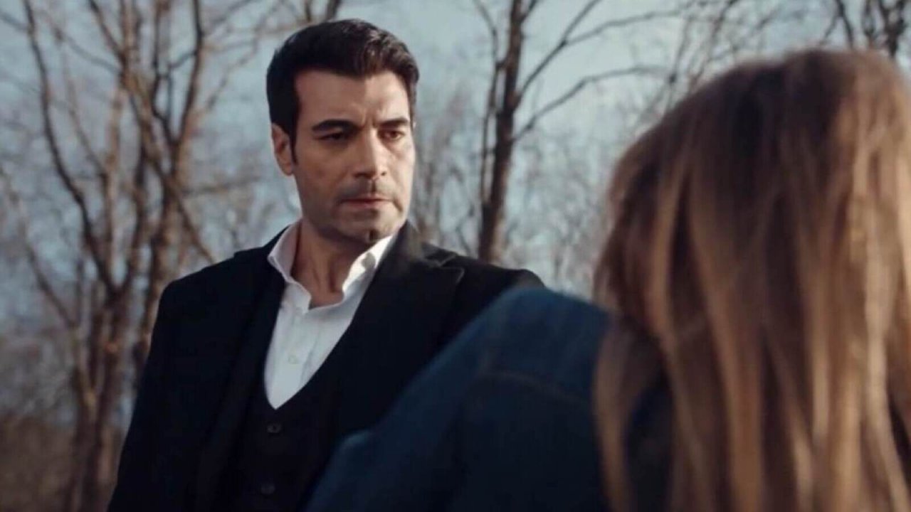 Nella seconda puntata de La rosa della vendetta Deva distruggerà la casa di Gulcemal