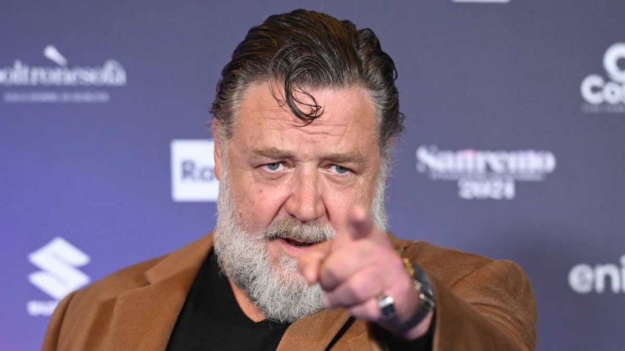 Un primo piano di Russell Crowe