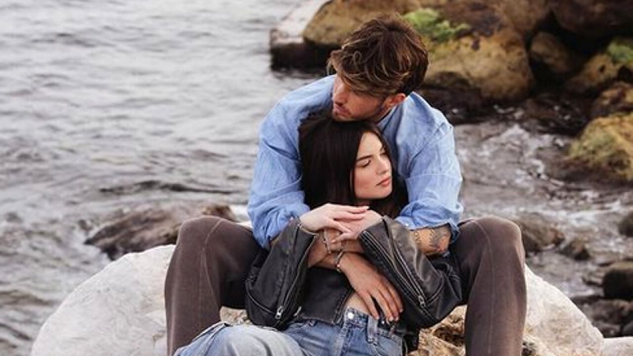 Brando e Raffaella in una foto condivisa su Instagram