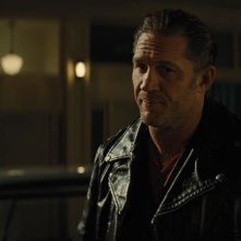 The Bikeriders: Tom Hardy in una sequenza