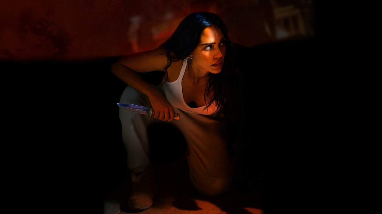 Jessica Alba in Trigger Warning