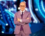 Grande Fratello: Alfonso Signorini contatta concorrente VIP dell'Isola dei Famosi: ecco di chi si tratta