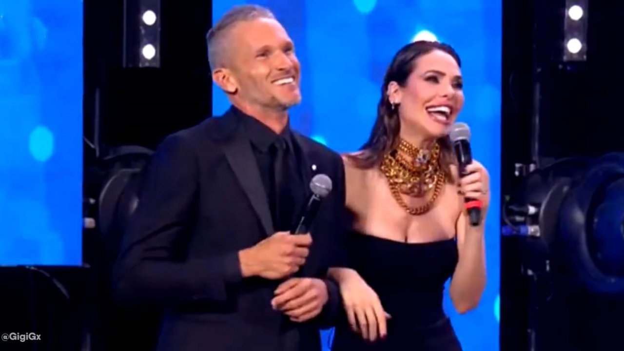 Ilary Blasi e Alvin durante Battiti Live