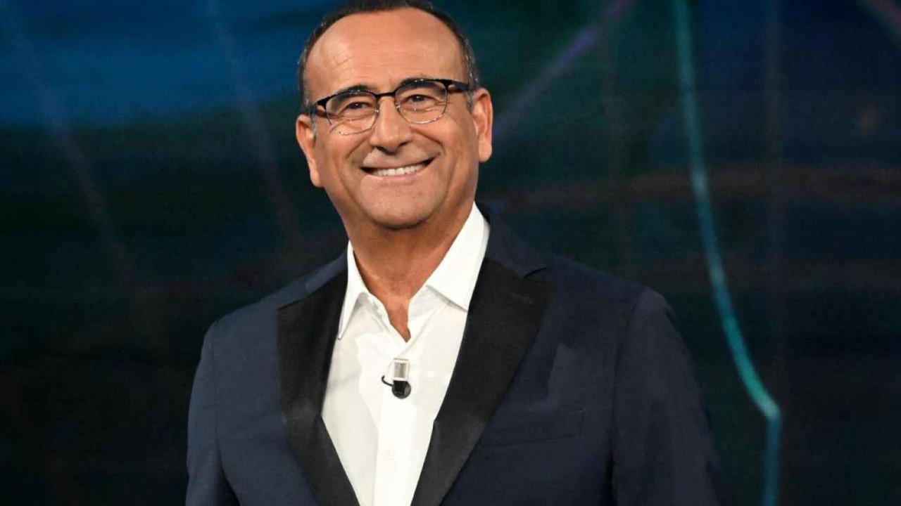 Un primo piano di Carlo Conti