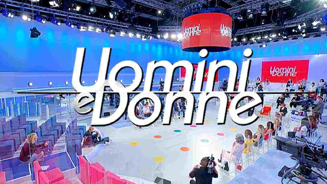 Logo di Uomini e Donne