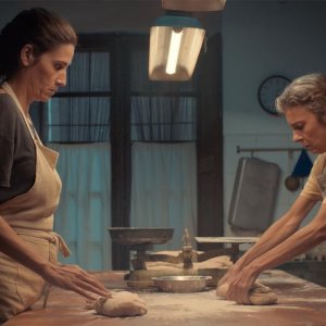 Pane al limone con semi di papavero: una scena del film