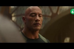 Uno Rosso - Trailer Italiano dell'action con Dwayne Johnson e Chris Evans