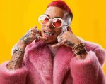 Sfera Ebbasta ha sbagliato davvero a respingere il fan sul palco? La risposta del ragazzo cacciato