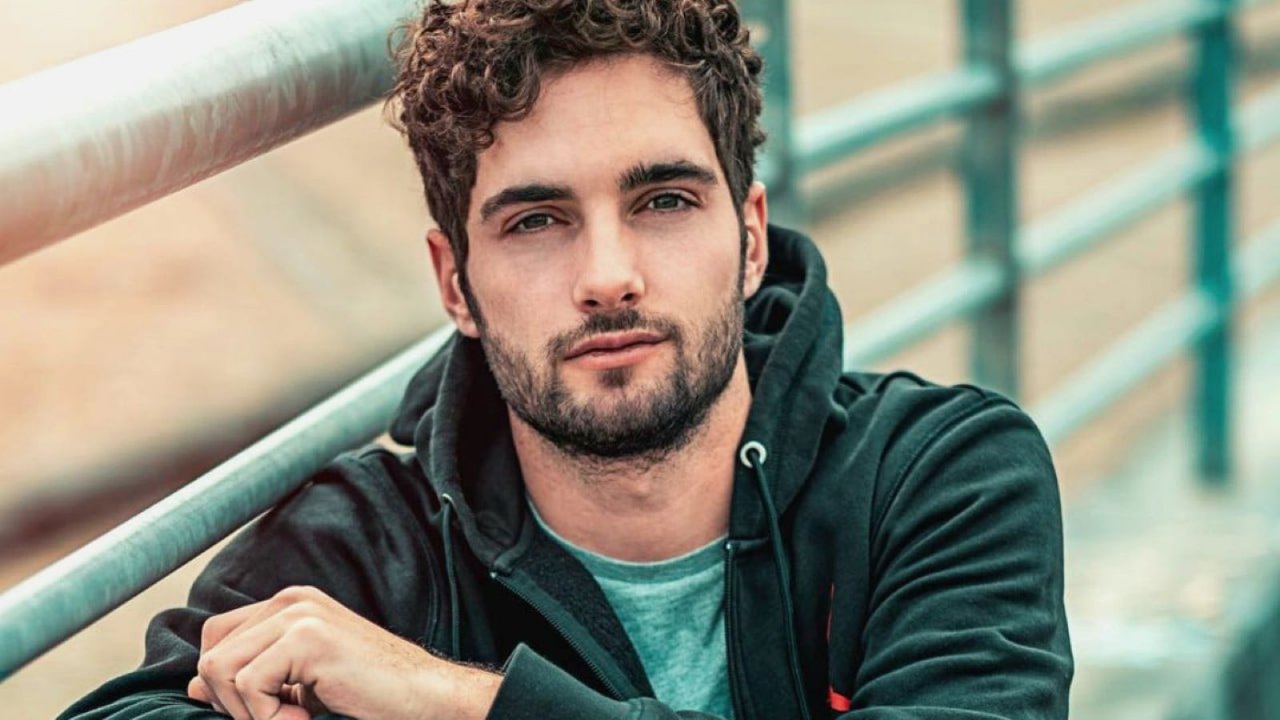 Luca Turco iinterpreta Niko Poggi