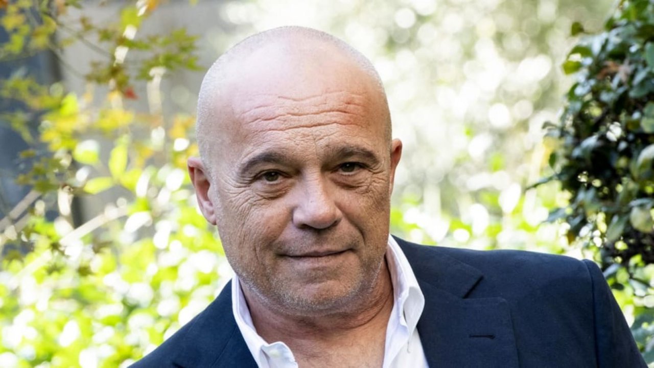 Un primo piano di Claudio Amendola