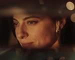 Non riattaccare, recensione: Barbara Ronchi e un viaggio emotivo al centro della notte