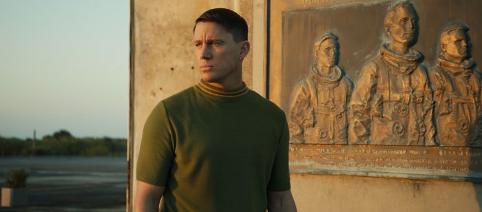 Channing Tatum operato alla spalla rassicura i fan con un selfie: 'Solo un’altra sfida'