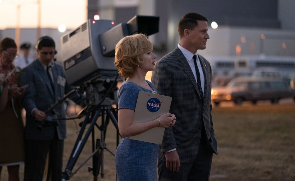 Fly Me To The Moon Scarlett Johansson Channing Tatum In Una Foto