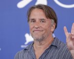 Hit Man, intervista a Richard Linklater: 'Il cinema è la finestra con cui esploro il mondo'