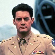 Roswell: Kyle MacLachlan in una scena del film